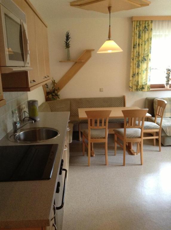 Haus Zirmblick Daire Saalbach-Hinterglemm Oda fotoğraf